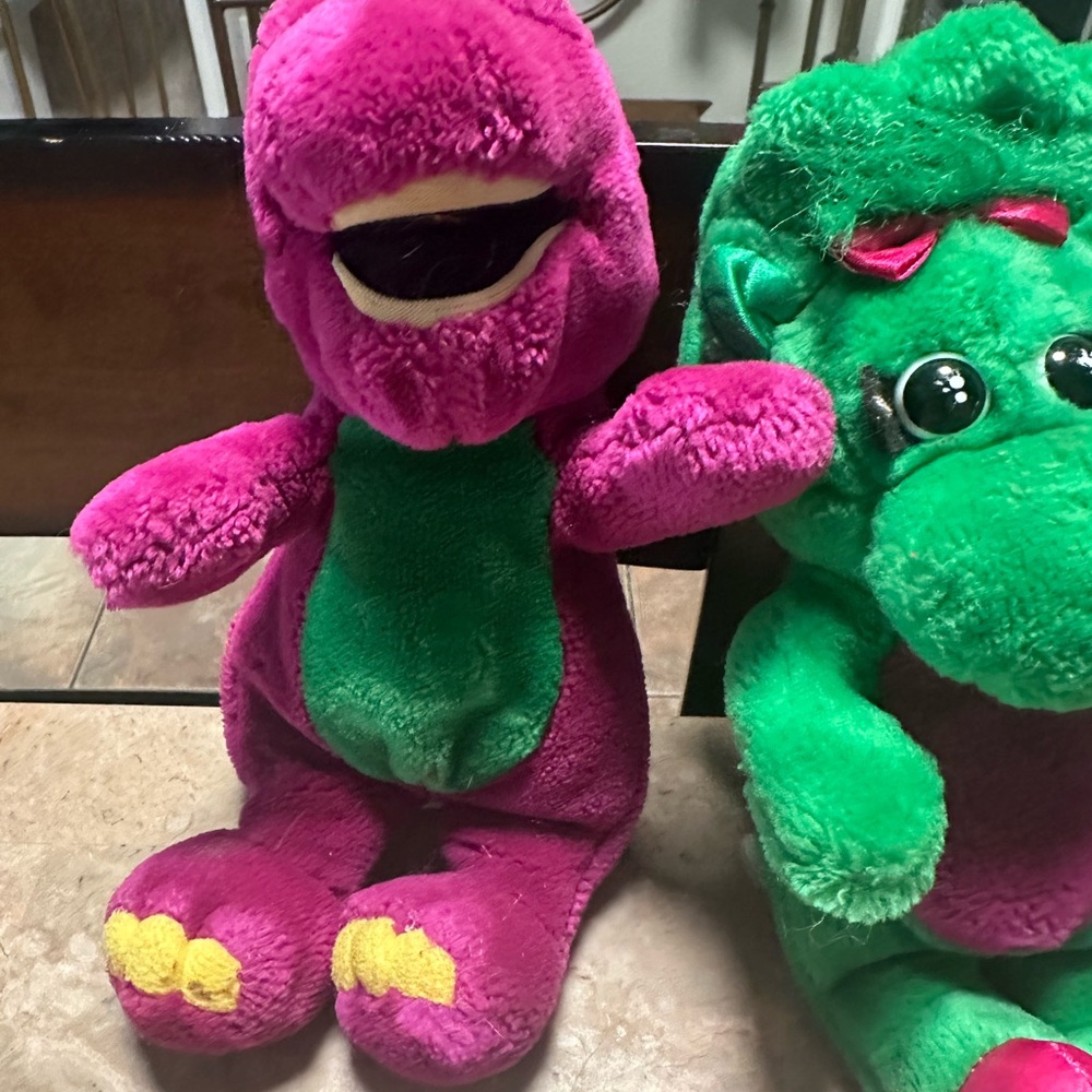 Barney and Baby bop plushies, 90s memorabilia